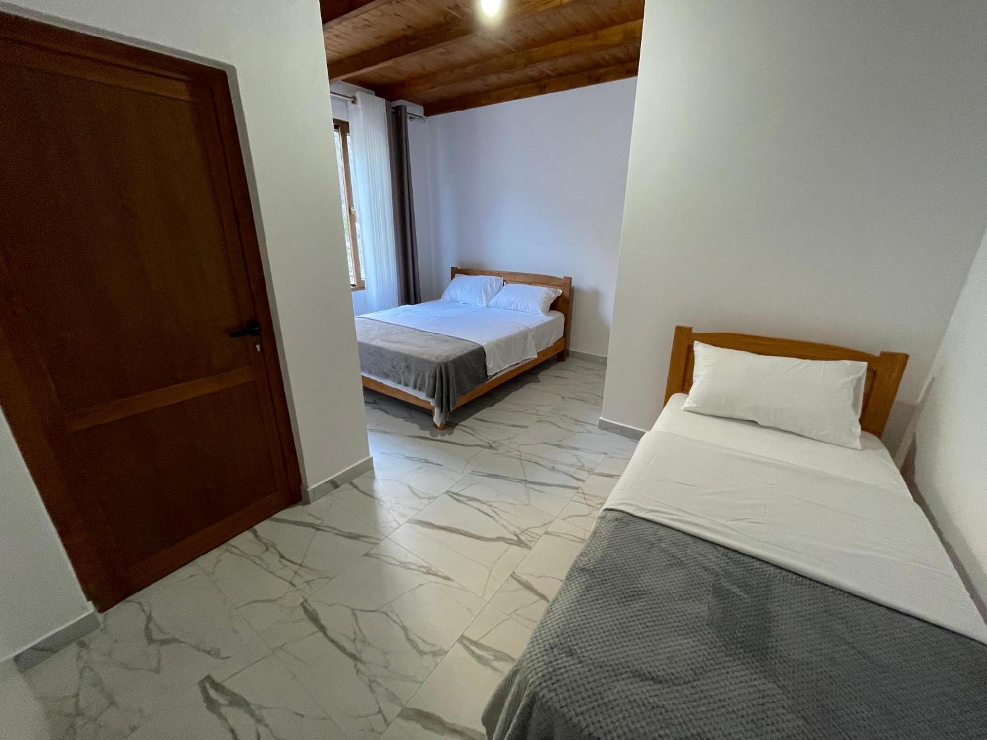 Maison d'hôtes Xhovani Zelna Nderlysaj